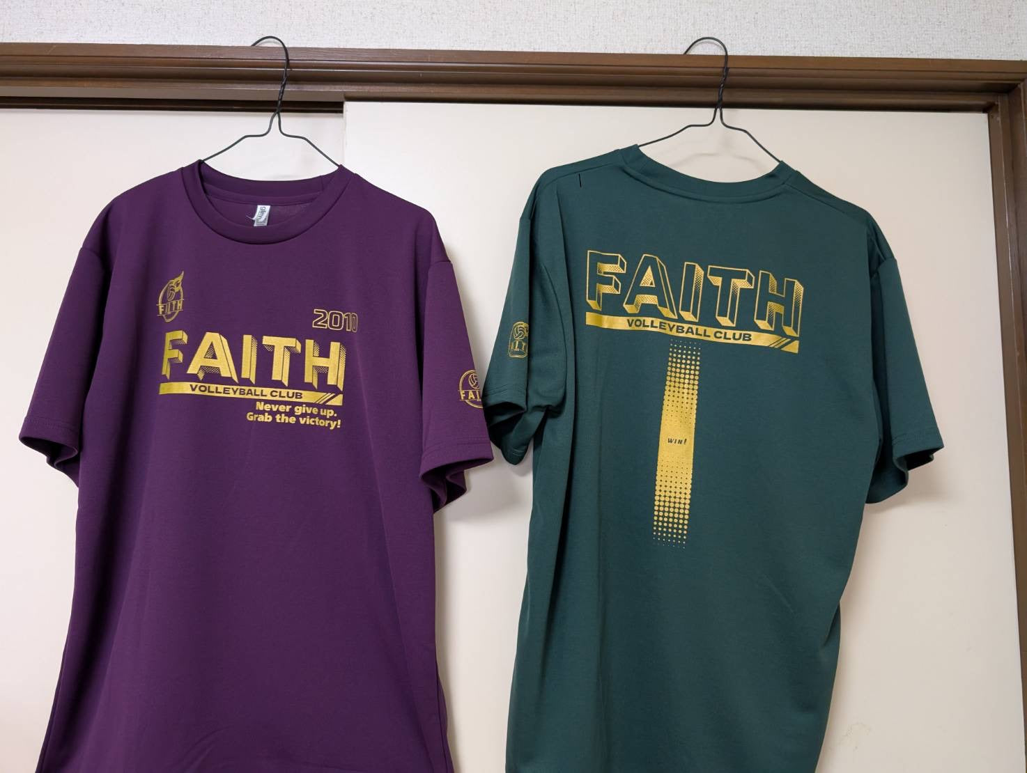 チームロゴ入りドライTシャツ 2色展開